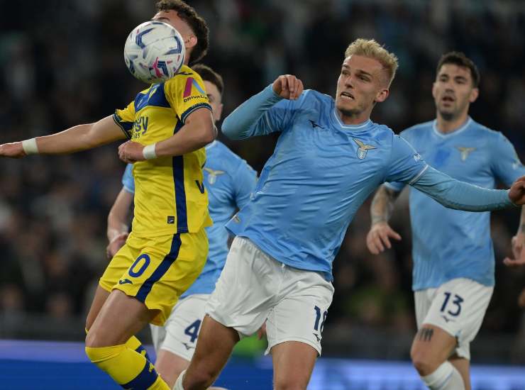 Gustav Isaksen in azione con la maglia della Lazio - Lapresse - Faziosi.it