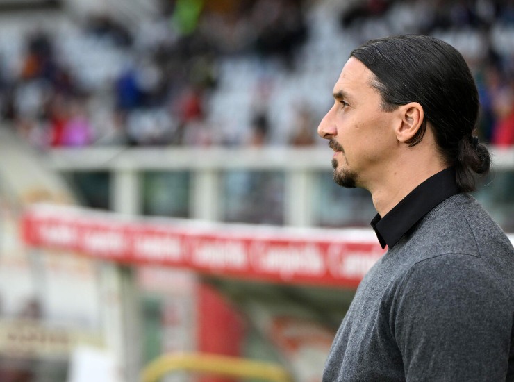 Lo sguardo attento di Ibrahimovic - Lapresse - Faziosi.it